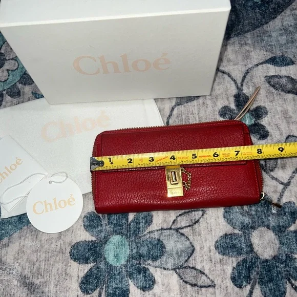 Chloé Drew Long Red Leather Wallet ( all inclusive)
Box, Dust bag, tag,COA card - Picture 13 of 16